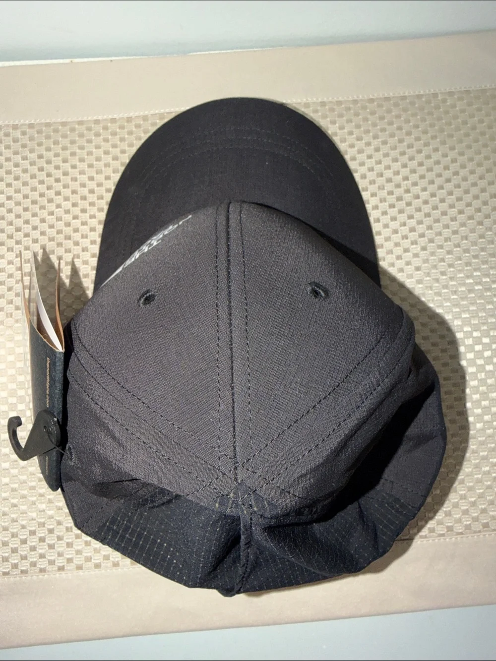 The North Face S/M Black Horizon Mesh Nylon Ponytail Ball Cap Summer Run Hat